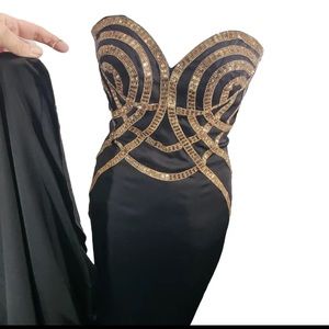 Absolutely stunning Madison James ball/ pageant gown.